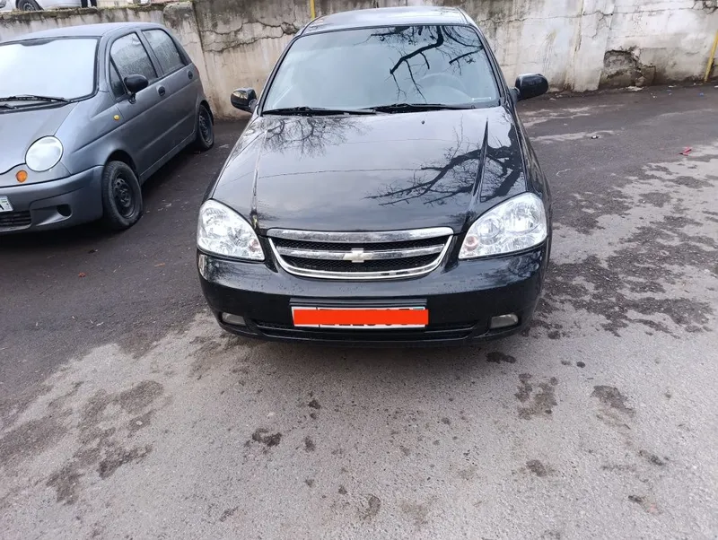 Chevrolet Lacetti 1.8 бензин — фото 3