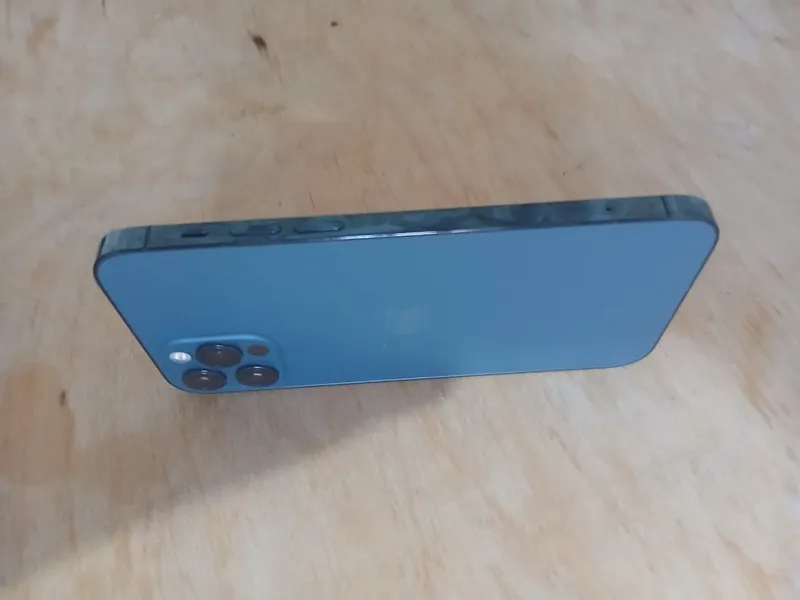 Буджедний айфон 12 про 3 Буджедний айфон 12 про 3