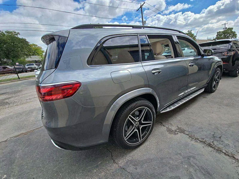 2025 Mercedes-Benz GLS 450 4MATIC — фото 1