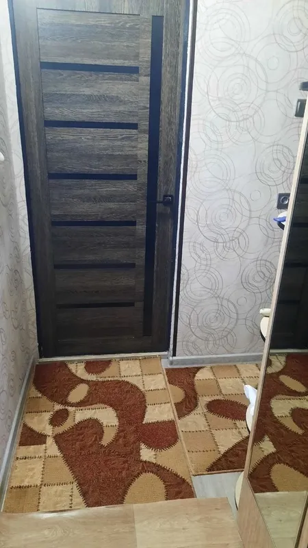Октябрда 2 хонали 1 этаж сотилади 4
