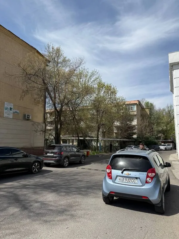 Максим Горький Продается Поднежилой — фото 2