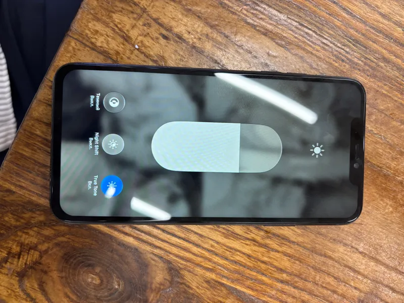 iPhone 11 Pro Max 64 ГБ 3