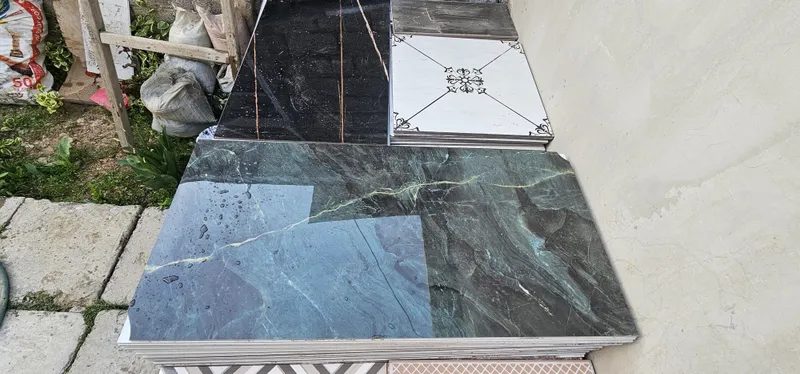 Kafel sotiladi 3 xil razmerda 120×60, 60×60, 60×30kafela bor 1 Kafel sotiladi 3 xil razmerda 120×60, 60×60, 60×30kafela bor 1