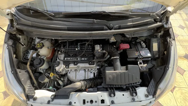 Spark 56.000 km yurgan 6.300$ 2