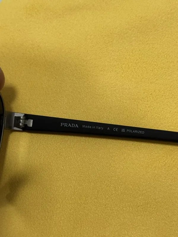 Солнцезащитные очки от PRADA (polarized) 4 Солнцезащитные очки от PRADA (polarized) 4