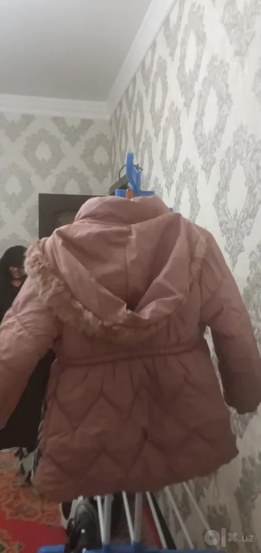 Qiz bolalar uchun qishki kurtka, o'lchami XXL, b/u 5 Qiz bolalar uchun qishki kurtka, o'lchami XXL, b/u 5