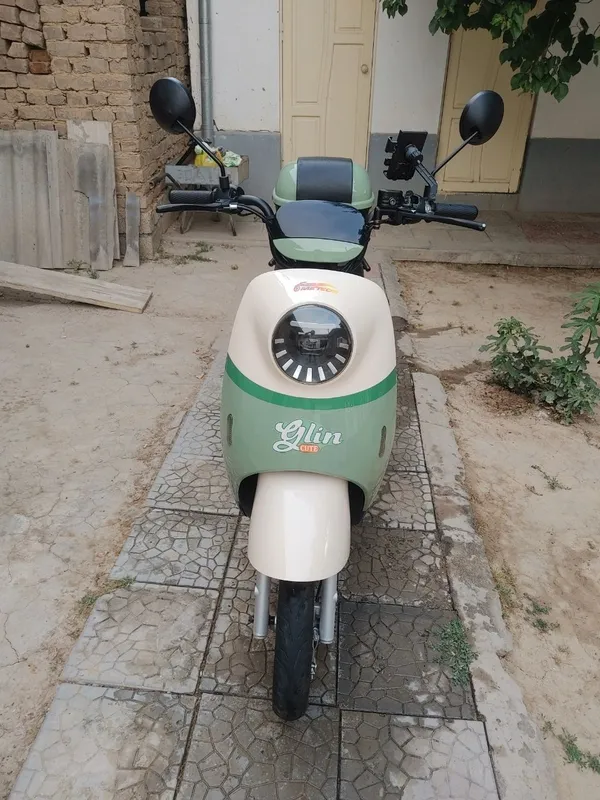 skutr elektron 50 . 40km zaratkasi  etadi — фото 1