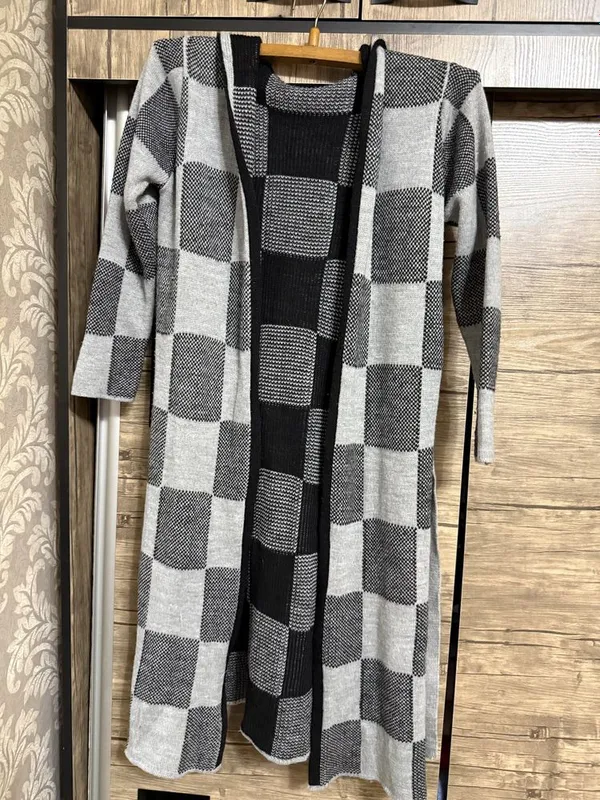 Продам кардиган с капюшоном