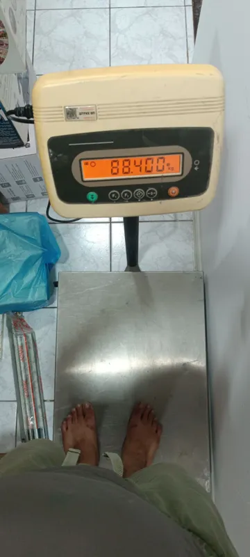 Eletroni tarozi sotiladi 1