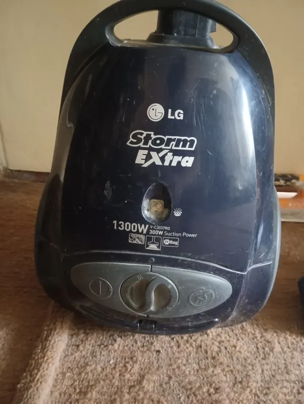 Пылесос LG Storm 1300W — фото 1