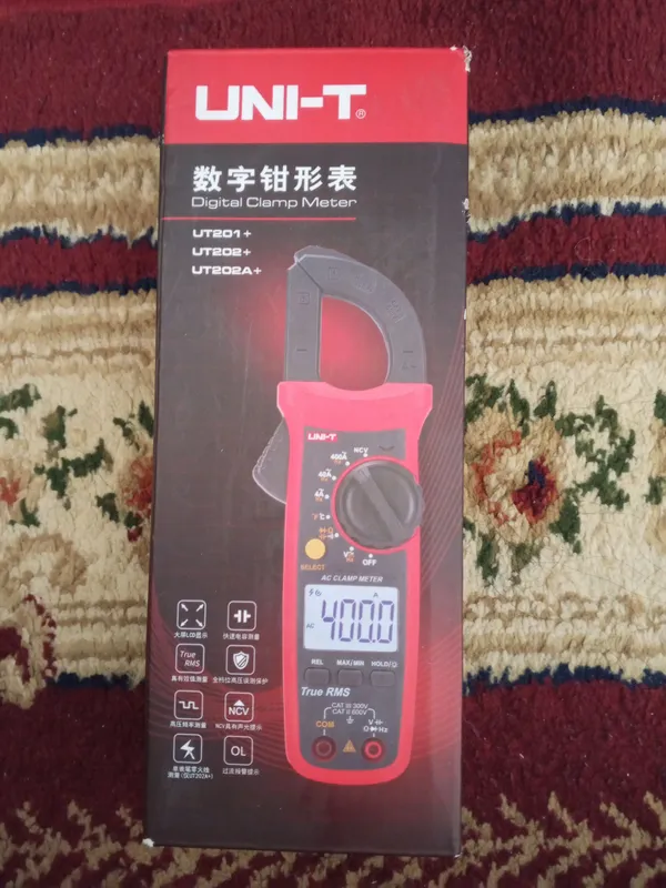 Клещи UNI-T UT202A+ Клещи UNI-T UT202A+