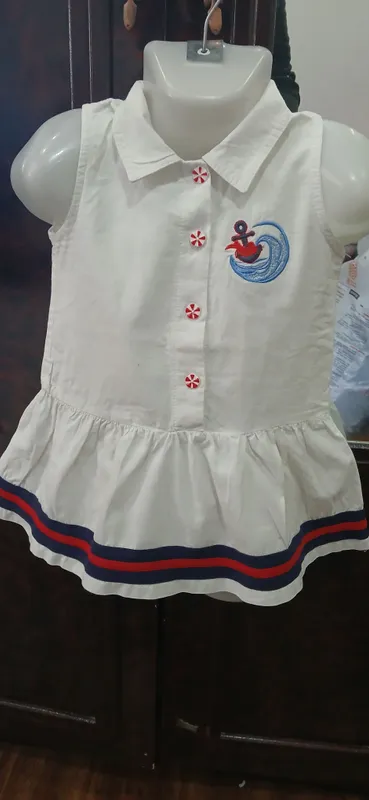 Qizlar uchun ko‘ylak sotaman 2 Qizlar uchun ko‘ylak sotaman 2