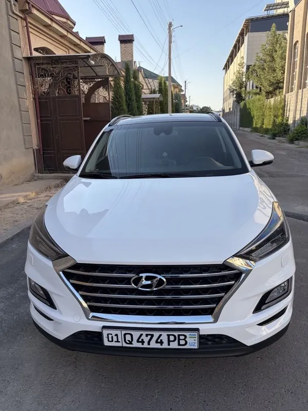 Full позиция. Продаю свою машину Hundai Tucson не битая не крашеная 2 Full позиция. Продаю свою машину Hundai Tucson не битая не крашеная 2