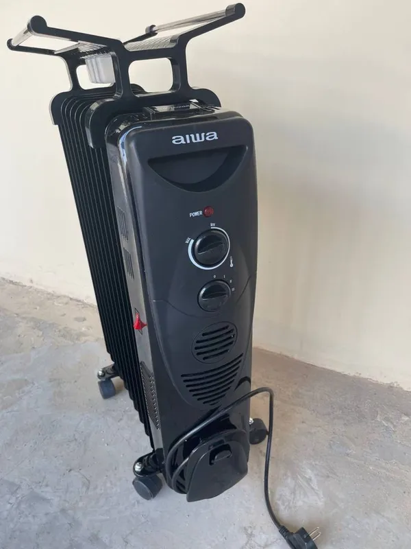Японский маслянный оборгреватель aiwa 4 Японский маслянный оборгреватель aiwa 4