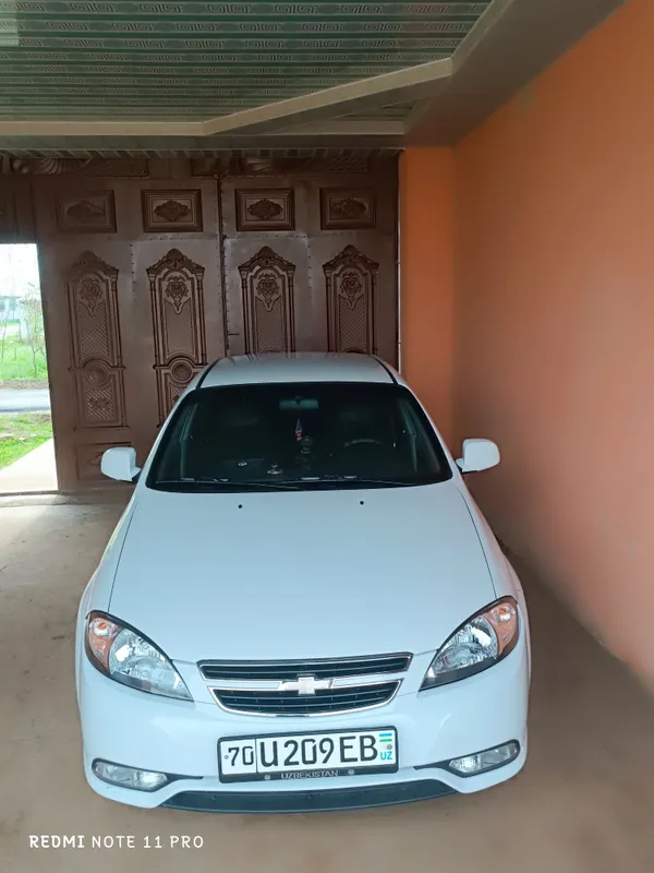 Gentra 2024 deyarli minilmagan uyda turgan moshina 1 Gentra 2024 deyarli minilmagan uyda turgan moshina 1