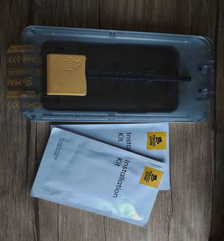 Защитное стекло Magic John iPhone 13/13 pro