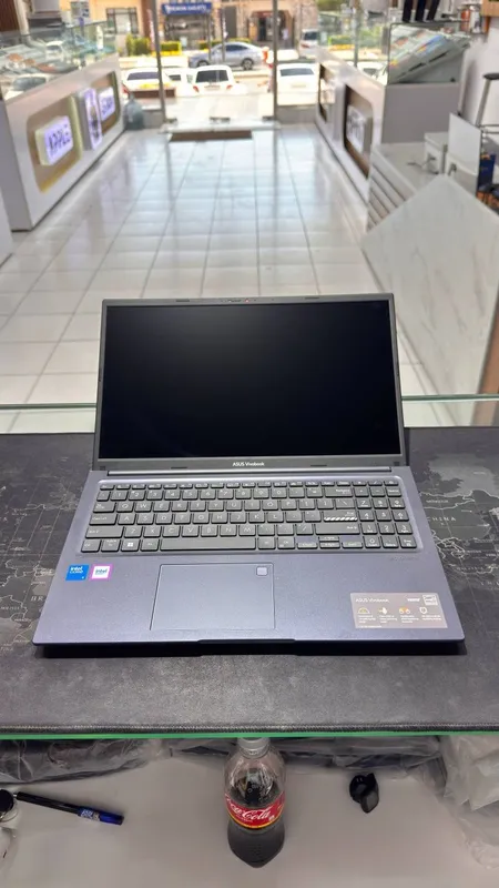 Asus Vivobook 15 1 Asus Vivobook 15 1