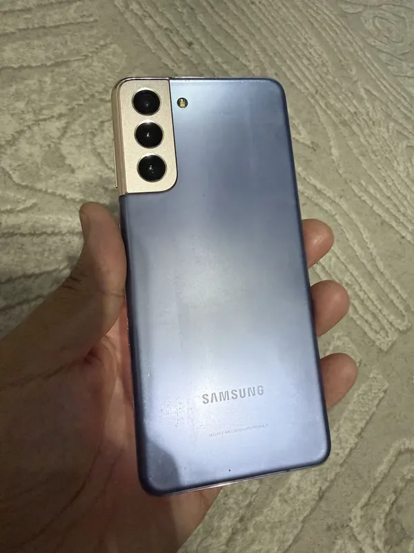 Samsung S21 5G 256Gb holati yaxshi Aybi yóq ekrani orginal — фото 1