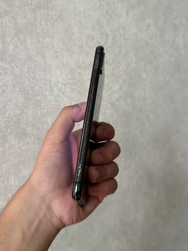 iPhone Xs Max 256 ГБ, две SIM-карты 7 iPhone Xs Max 256 ГБ, две SIM-карты 7