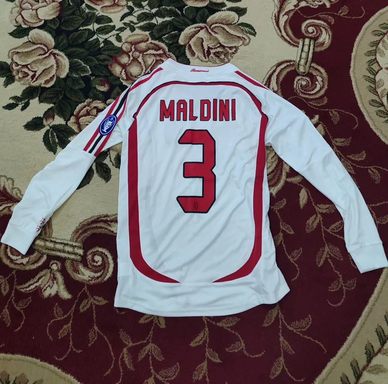 футбольная форма с длинным рукавом (AC Milan 2006/07) 2 футбольная форма с длинным рукавом (AC Milan 2006/07) 2
