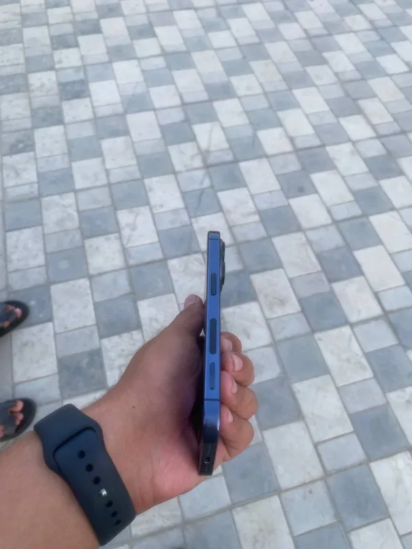 Iphone 15 pro — фото 2