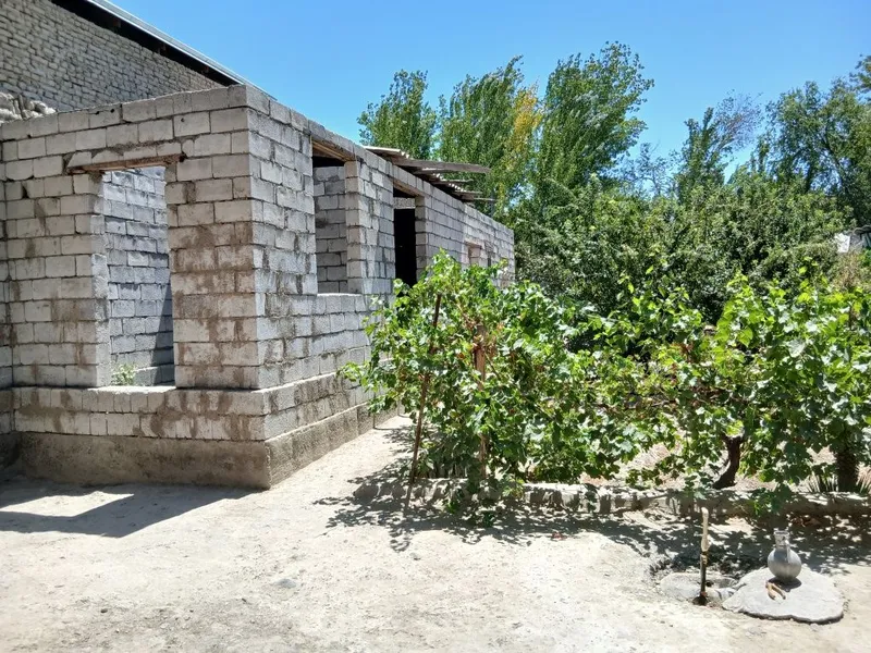Karmana tumanida hovli sotiladi 6 Karmana tumanida hovli sotiladi 6