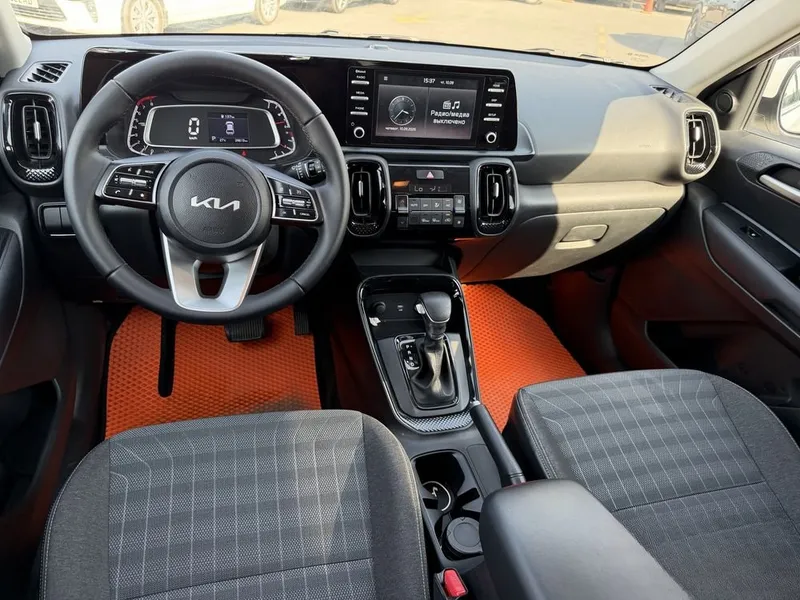 Kia Sonet 2024, 2-я позиция 6 Kia Sonet 2024, 2-я позиция 6