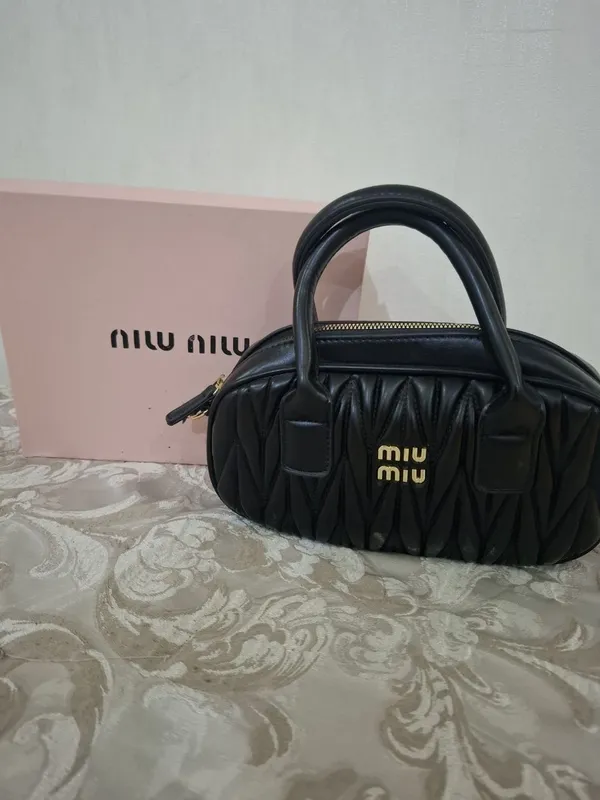 Миу миу в коробке