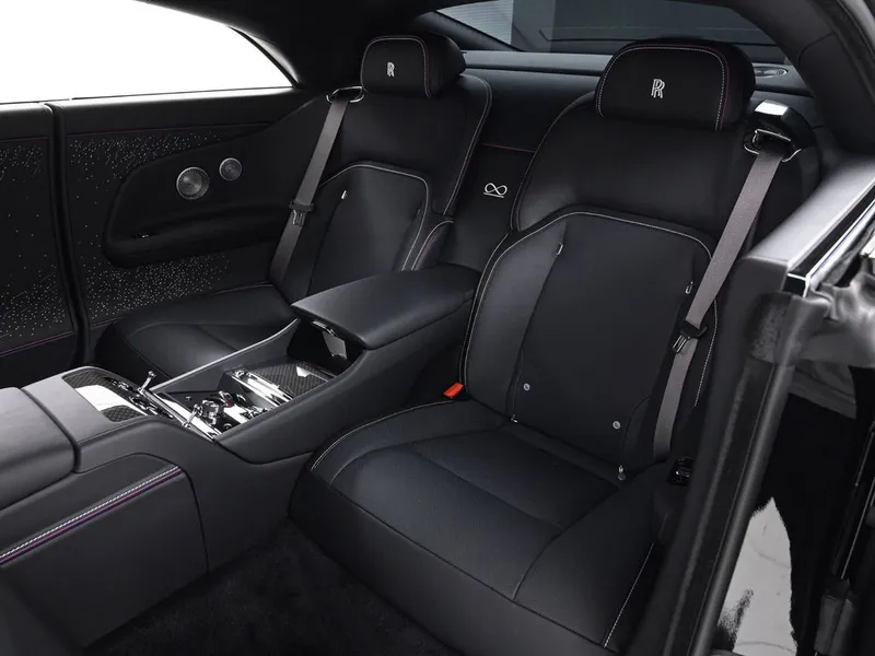 Rolls Royce Spectre Black Badge 2025/01 7 Rolls Royce Spectre Black Badge 2025/01 7