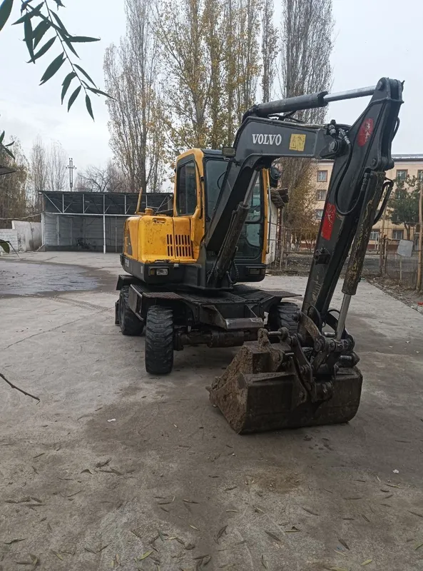 Volvo ekiskavator 2006 2 Volvo ekiskavator 2006 2