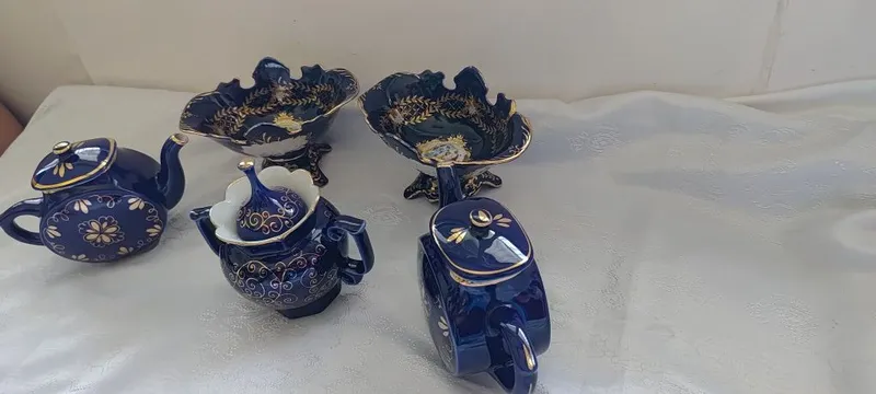 5 ta kamplekt idishlar. 4 5 ta kamplekt idishlar. 4
