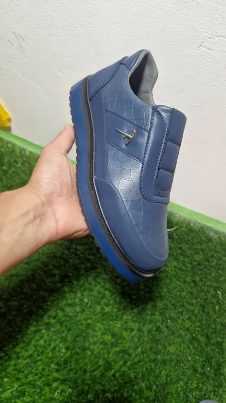 Mujiskoy oyoq kiyimlar 2
