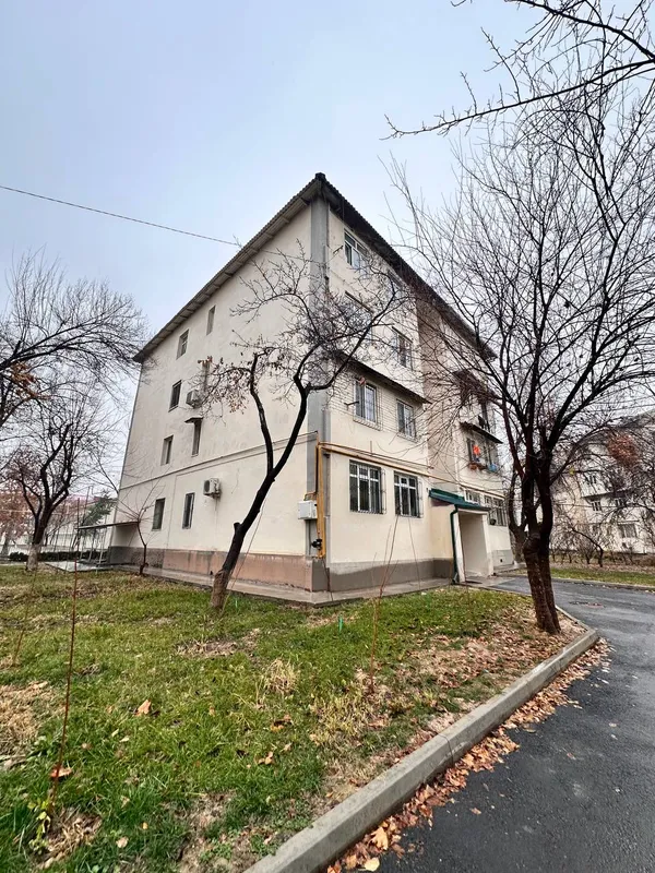 Продается 1в2/4/4 7