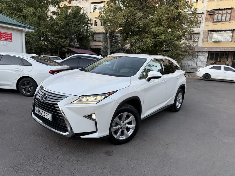 Lexus RX200t, в идеальном состоянии, 2016 год, 161 тыс. км 3 Lexus RX200t, в идеальном состоянии, 2016 год, 161 тыс. км 3