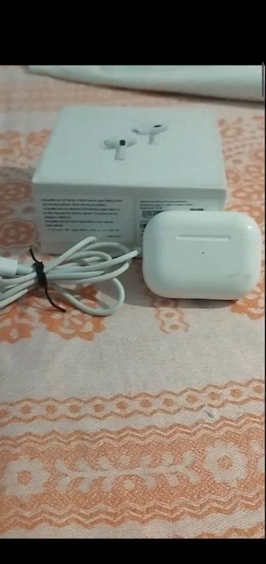 Продаются AirPods Pro 4 Продаются AirPods Pro 4