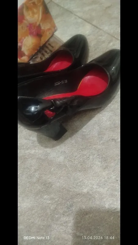 ayollar tuflisi narxiga kelishamiz sifati yaxshi — фото 1