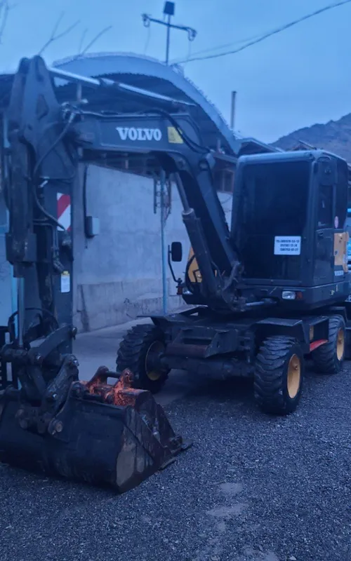Ekskavator VolvoEW60E 1 Ekskavator VolvoEW60E 1