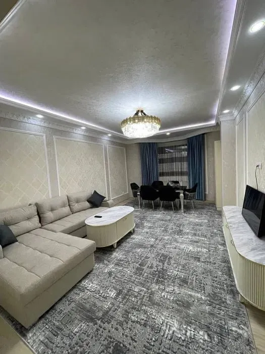 Сдаётся 3х комнатная квартира на Dream House