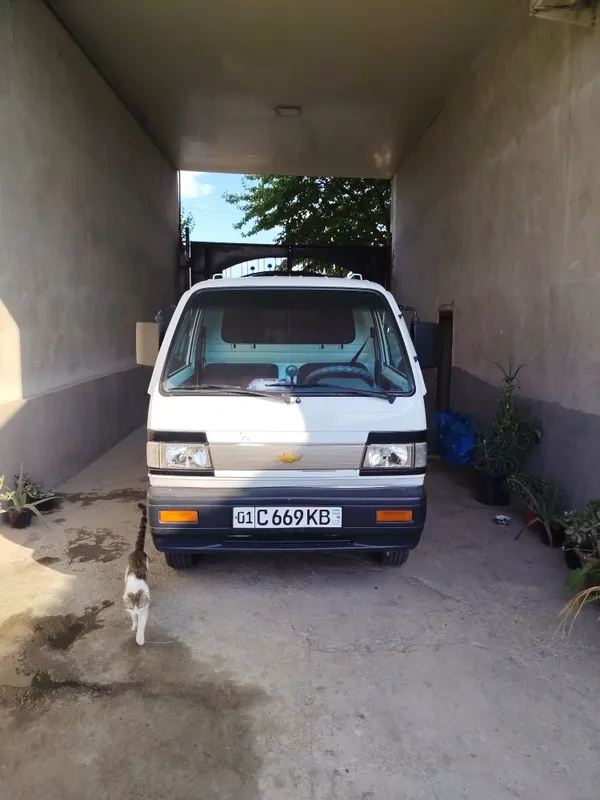 Damas Labo zor sastayaniyada