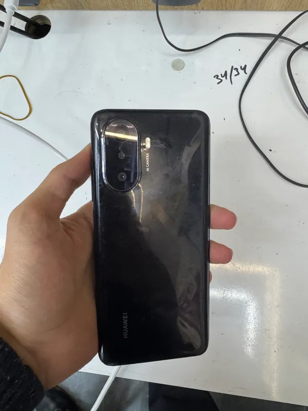 Telefon huawei nova Y70 1