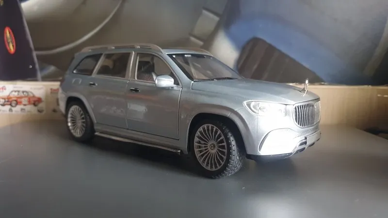 Maybach GLS600 1:24 масштаб 6