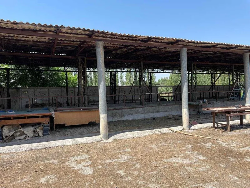 Avtokorxona binosi