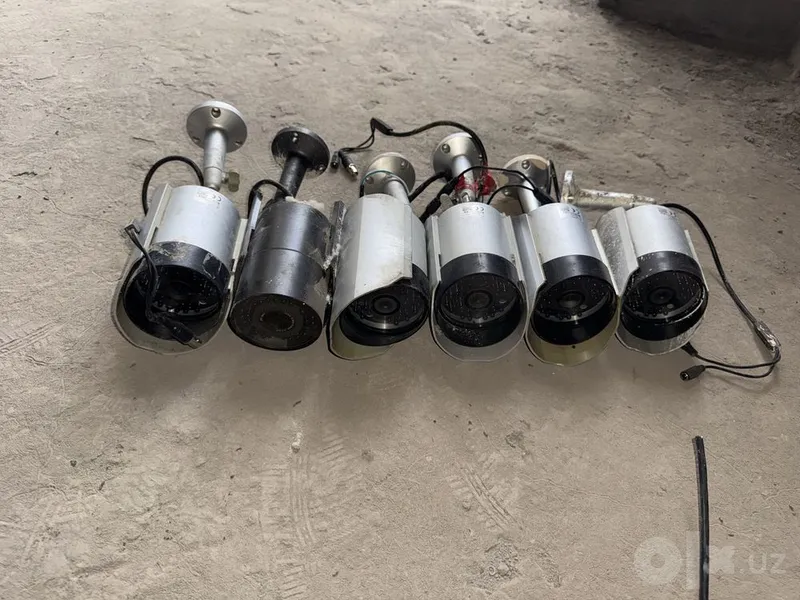 Yig‘ilgan videokuzatuv kameralari, 16 dona (3 xil) 2 Yig‘ilgan videokuzatuv kameralari, 16 dona (3 xil) 2