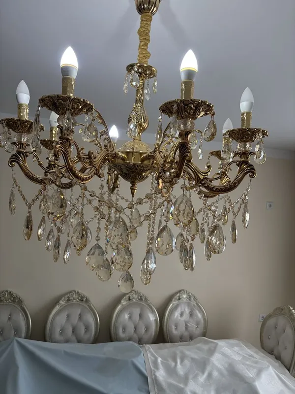 SROCHNO Lustralar sotiladi ideal holatda 1 SROCHNO Lustralar sotiladi ideal holatda 1