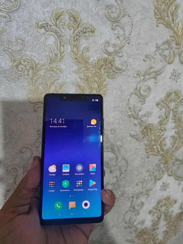 Mi 8 se флагман 6 на 64 тали 1 Mi 8 se флагман 6 на 64 тали 1