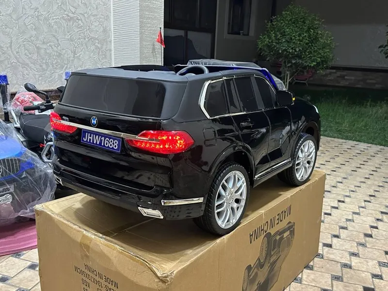 BMW x7 chorniy 5