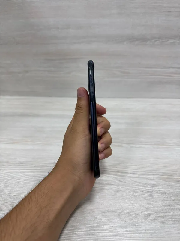 iPhone 11 Pro Max 5 iPhone 11 Pro Max 5