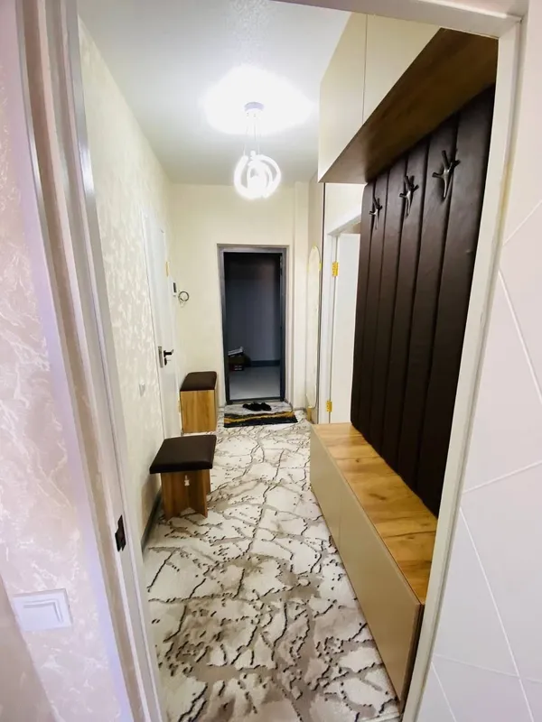 Icharaga beriladi 2 xona, 11 etaj lift bor