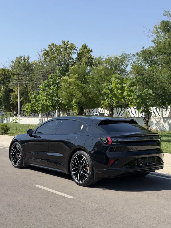 Zeekr 001 you z-sport 2024. Тозза 15'000км юрган 2 Zeekr 001 you z-sport 2024. Тозза 15'000км юрган 2