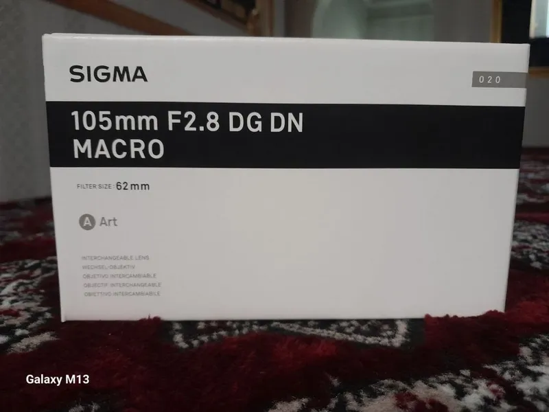 Sigma 105mm f2.8 DG DN macro sotiladi